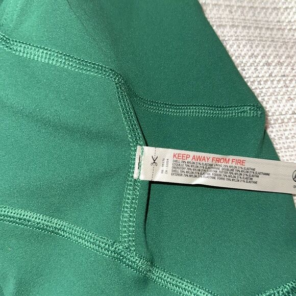 free people XL Green Never Better Movement Active Crop Sleeveless Camisole - Picture 13 of 13